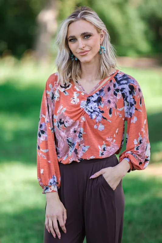 women's tops for those who want to wear pieces that are both comfortable and stylishRust Multicolor Floral Shirred Bodice Top